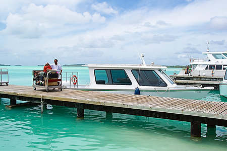 http://www.boraboraislandguide.com/image-files/flights-to-bora-bora-0005.jpg