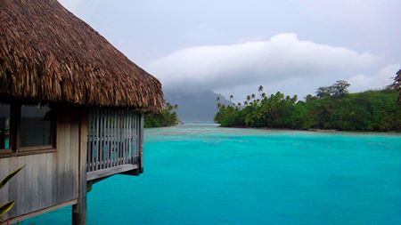 Hilton Nui over water bungalow