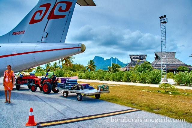 Air Tahiti plane at BOB airport