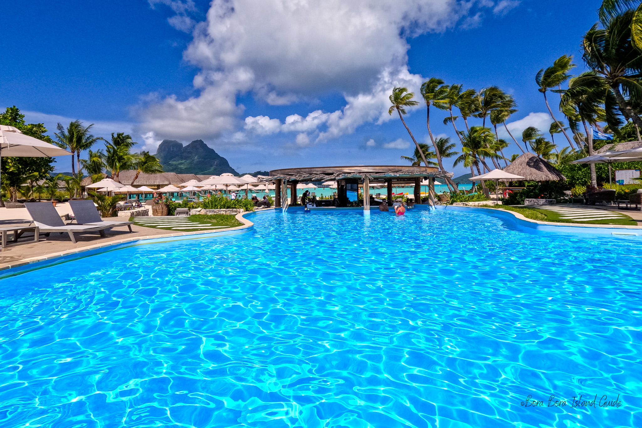 le Bora Bora pool bar